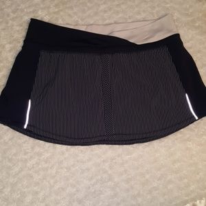LULULEMON SHORT